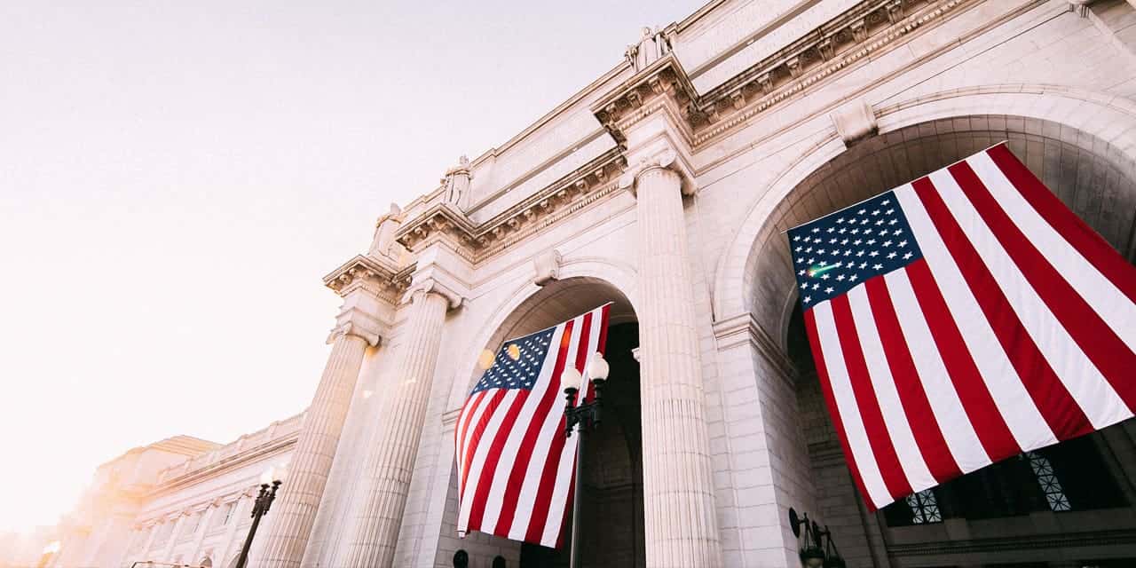 Make federal buildings beautiful again|