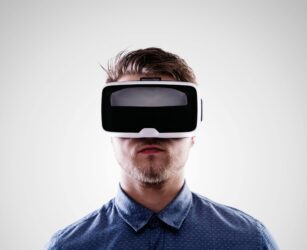 Virtual Reality Headset
